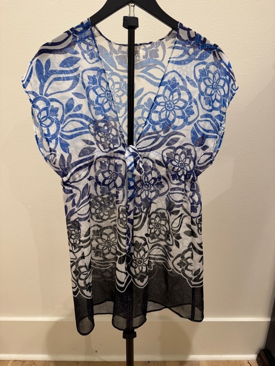 BECCA Other - BECCA Blue and White Floral Swim Coverup